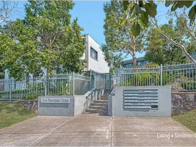 Cozy 4 BR 1/2 4 Ferndale Close, CONSTITUTION HILL Townhouse fo.