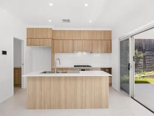 Charming 4 BR 12 Saunders Close, UPPER KEDRON, QLD 4055 Hous.