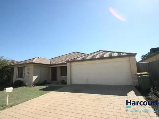 Just in! 4 BR 14 Cranbourne Way, BYFORD, WA 6122 House for R.