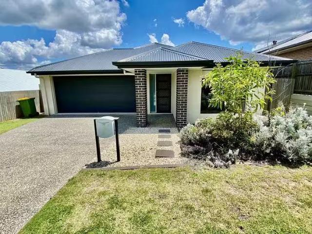 Cheap 4 BR 14 Broadaxe Street, Spring Mountain, QLD 4300