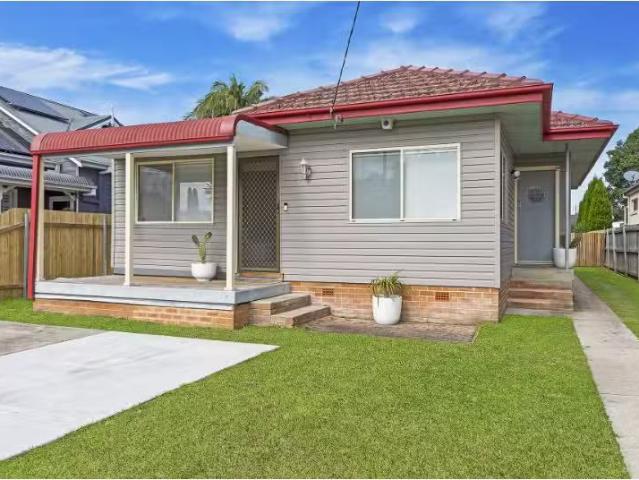 Cheap 4 BR 153 Brick Wharf Road, Woy Woy House for rent Liste.