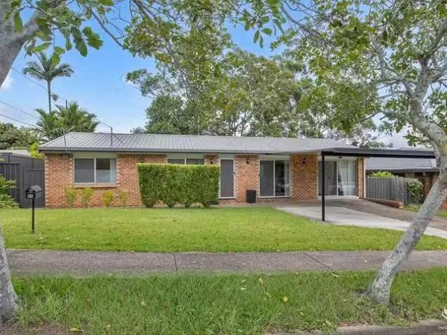 Nice 4 BR 15 Clarinda Avenue, Springwood, QLD 4127