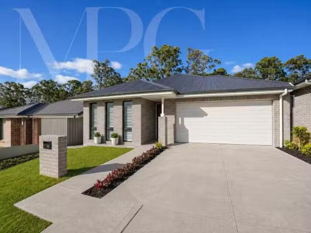 New 4 BR 16 Watalong Way, Edgeworth House for rent Listed by.
