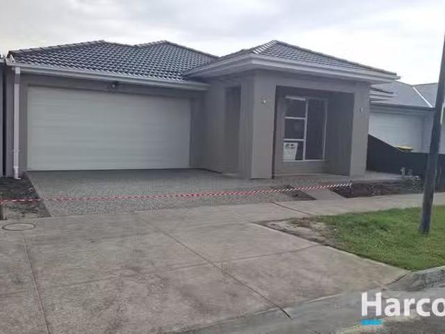 New 4 BR 17 Mound Avenue, DONNYBROOK, VIC 3064 House for Rent