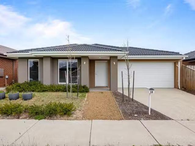 Unique 4 BR 19 Steamboat Avenue, Winter Valley, VIC 3358