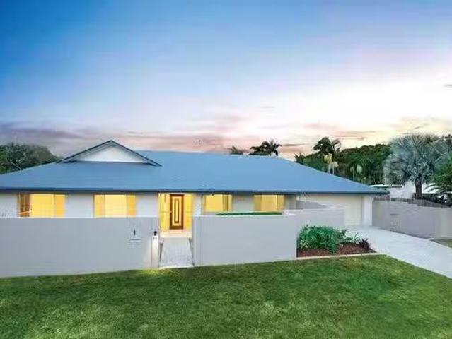 Deal! 4 BR 1 Wandana Court, Mount Coolum, QLD 4573