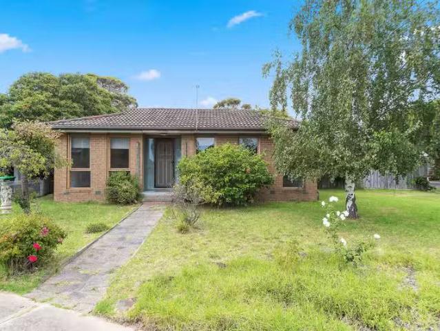 Rental! 4 BR 1 Lucas Crescent, Seaford, VIC 3198 House for R.