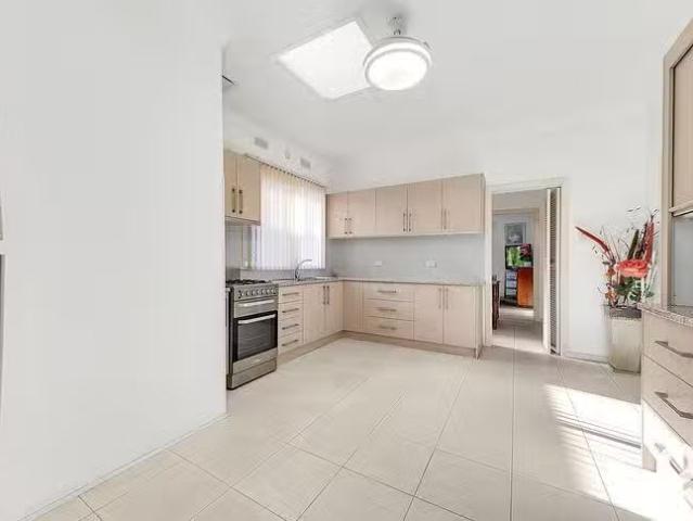 Charming 4 BR 203 Oriel Road, Heidelberg West, VIC 3081