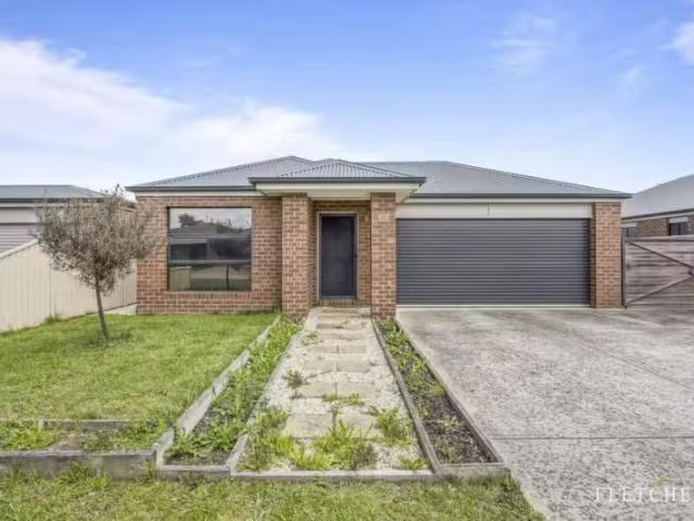 Nice 4 BR 20 Stella Dr, Delacombe VIC 3356 House For Lease