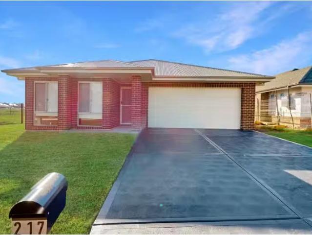 Cozy 4 BR 217 Robert Road, Lochinvar House for rent Listed by.