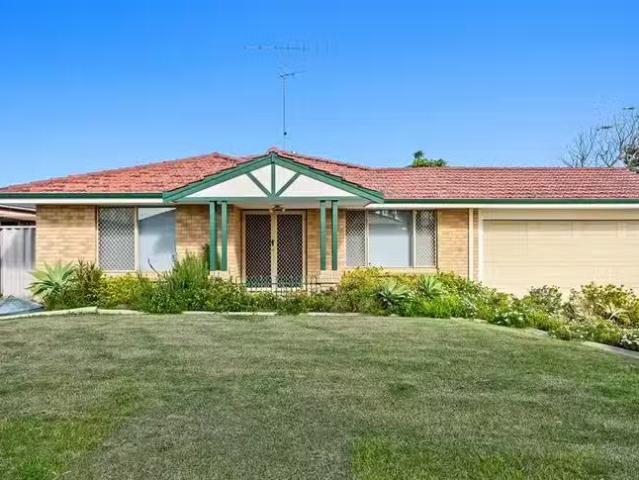 Just in! 4 BR 21 Mayflower Close, Port Kennedy, WA 6172