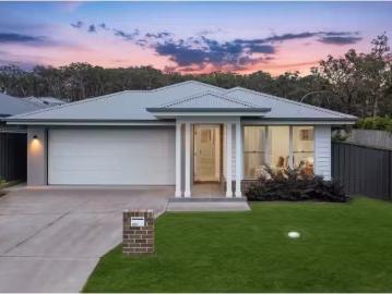 Cheap 4 BR 22 Tuerong Street, Gwandalan House for rent Listed.