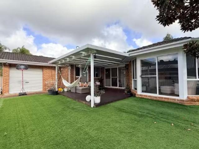 Nice 4 BR 239 Langford Drive, Kariong House for rent Listed b.