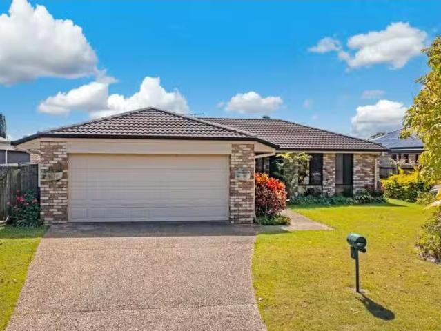 Cheap 4 BR 23 Marty Street, WYNNUM, QLD 4178 House for Rent