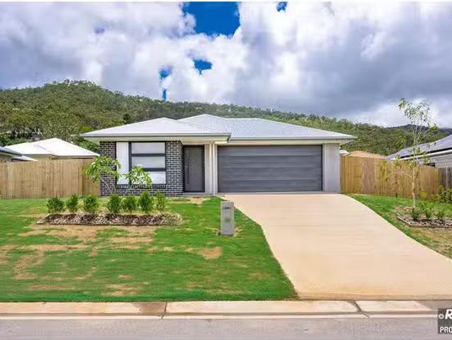 Nice 4 BR 24 Sunflower Avenue, Norman Gardens, QLD 4701