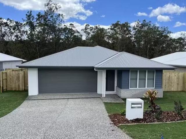 Cozy 4 BR 27 Wagtail Crescent, Gympie, QLD 4570