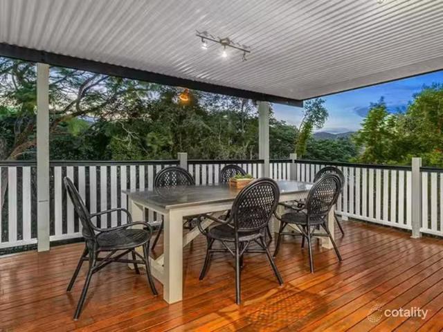 Cozy 4 BR 32 Accession Street, BARDON, QLD 4065 House for Rent