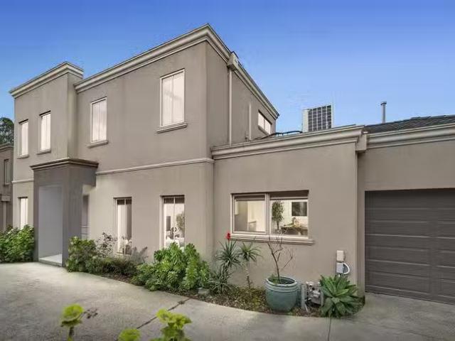 Just in! 4 BR 3/322 Maroondah Highway, Ringwood, VIC 3134