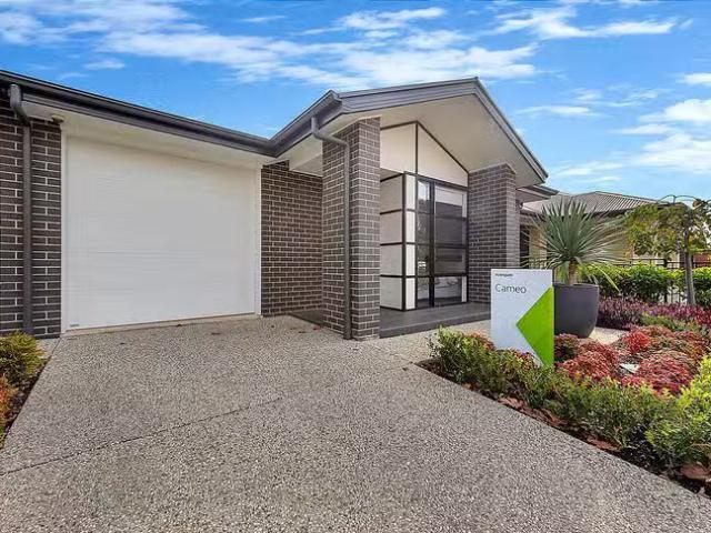 Unique 4 BR 333 Peachey Road, Munno Para, SA 5115