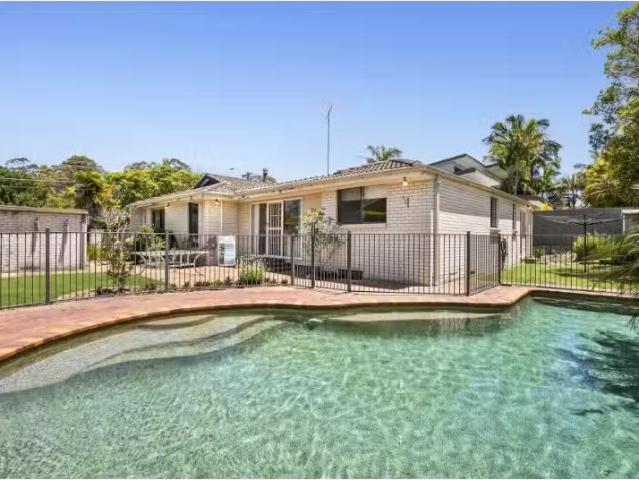 New 4 BR 36 Brinawa Street, Mona Vale House for rent Listed b.