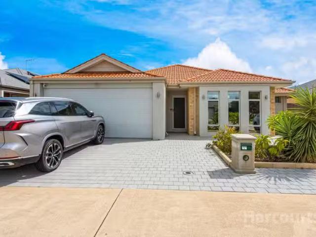 For Rent! 4 BR 37 Aquamarine Parade, KARNUP, WA 6176 House f.