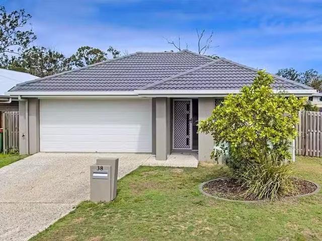 Rental! 4 BR 38 Flora Terrace, Pimpama, QLD 4209