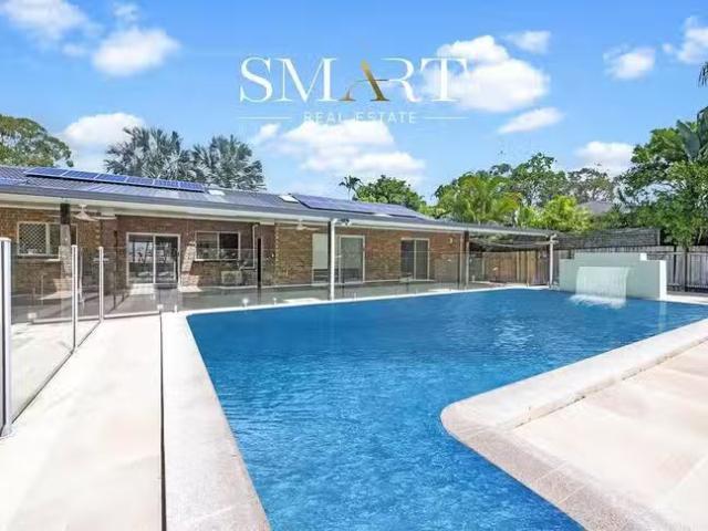 New 4 BR 7 Tambourah Drive, Benowa, QLD 4217