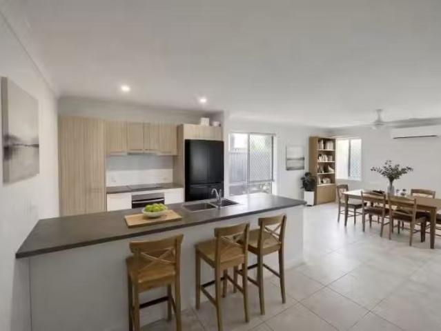 Rental! 4 BR 7 Naples Court, REDBANK, QLD 4301 House for Rent