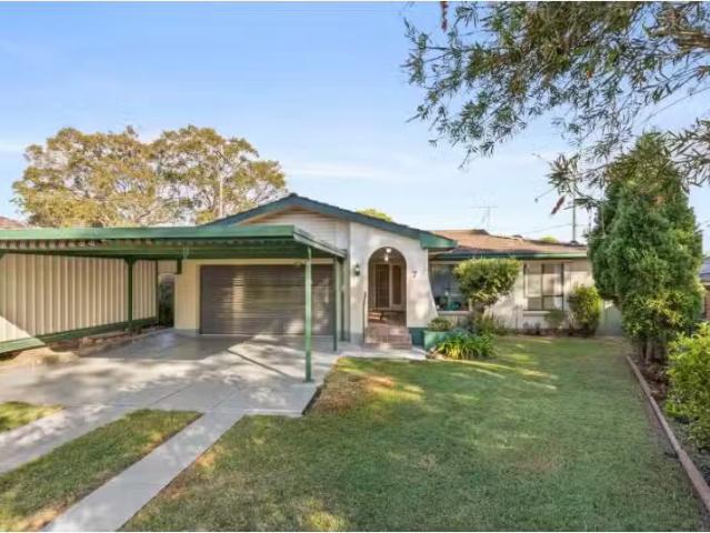 Cozy 4 BR 7 Rusden Close, East Maitland House for rent Listed.