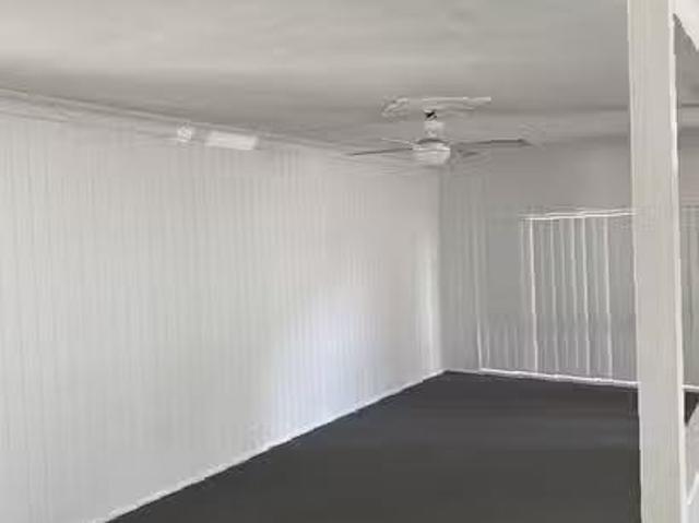 Rental! 4 BR 7 Sonia Street, Miami, QLD 4220