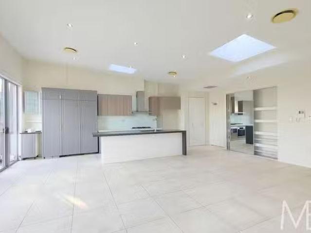 Just in! 4 BR 40/573 585 Pacific Highway, Killara, NSW 2071
