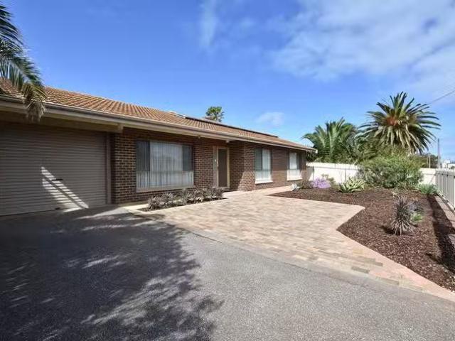 Just in! 4 BR 40 Helmsman Terrace, Seaford, SA 5169