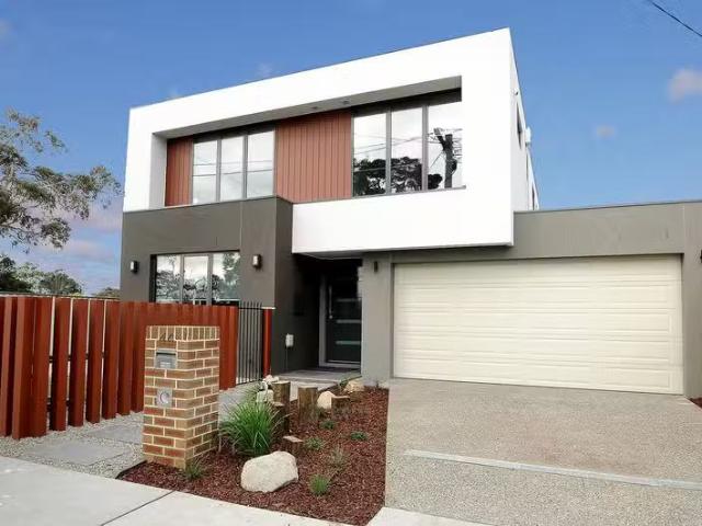 Just in! 4 BR 44 Mount View Street, Aspendale, VIC 3195 Hous.