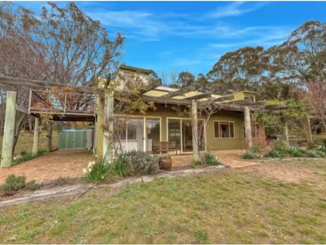 Charming 4 BR 492 Mutton Falls Road, TARANA House for rent Li.