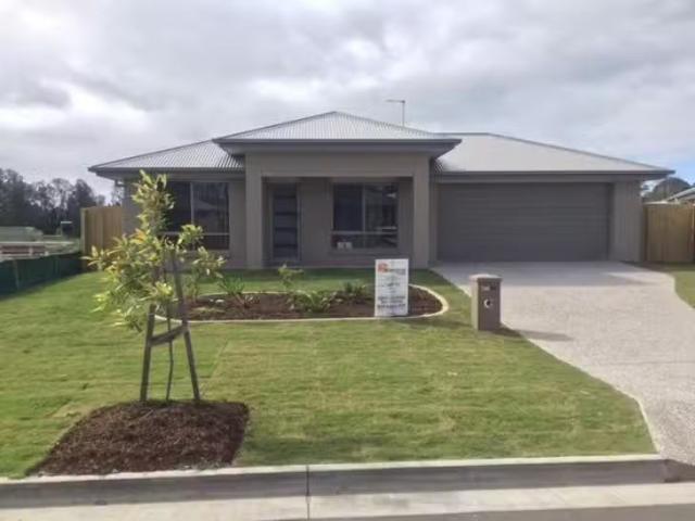 Just in! 4 BR 4 Badila Avenue, Ormeau, QLD 4208