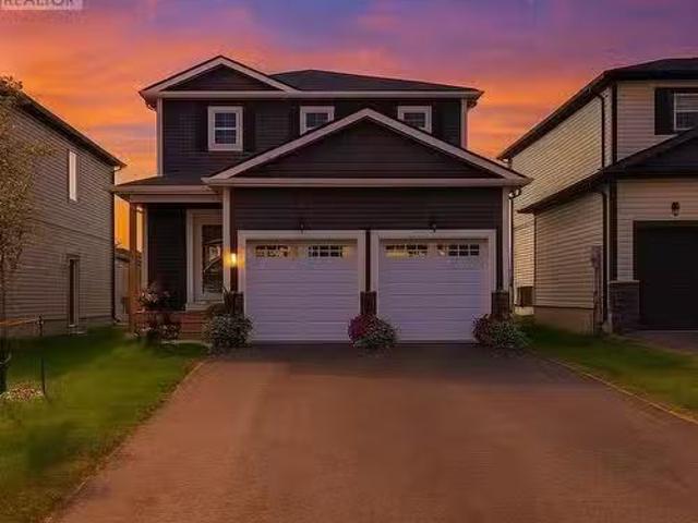 Just in! 4 BR 50 Quinn Forest Drive, Bracebridge Macaulay, O.