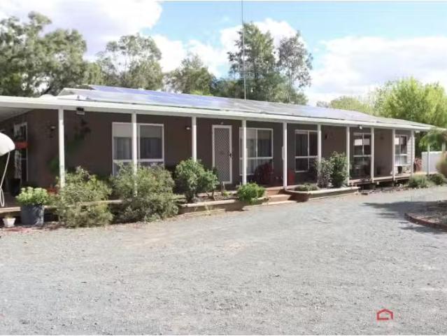 Cozy 4 BR 53 Burke Street, Mangoplah House for rent Listed by.