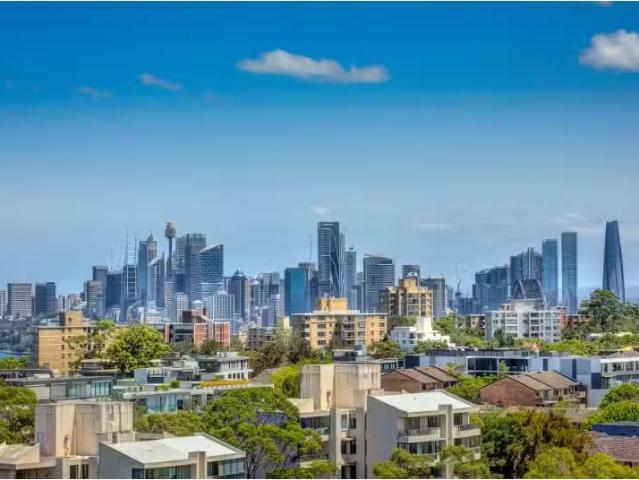 Just in! 4 BR 54/6 12 Prospect Avenue, Cremorne Apartment for.