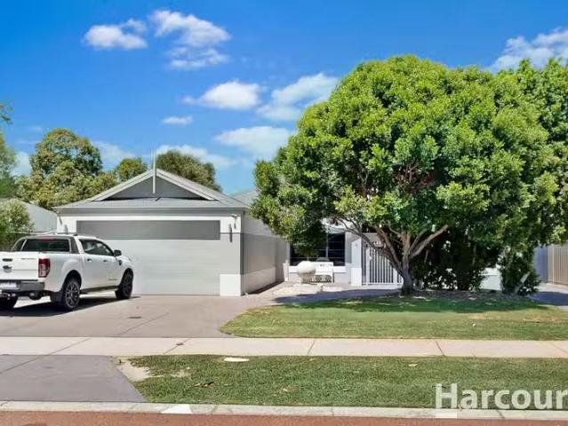 Deal! 4 BR 5 Shipton Lane, THE VINES, WA 6069 House for Rent