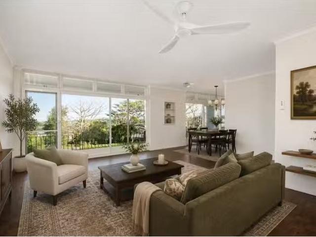 New 4 BR 66 Edgecliffe Esplanade, Seaforth House for rent Lis.
