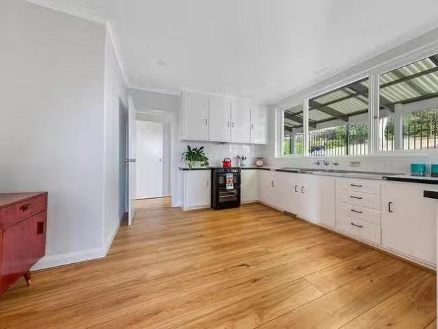 Charming 4 BR 67 Gellibrand Street, Campbell, ACT 2612