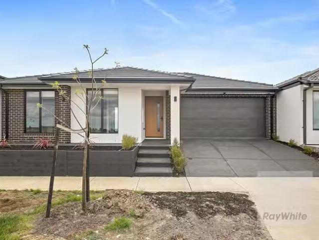 Deal! 4 BR 6 Elsdale Close, Donnybrook, VIC 3064