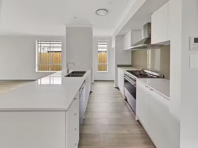 Unique 4 BR 8 Coppice Crescent, BANYA, QLD 4551 House for Rent