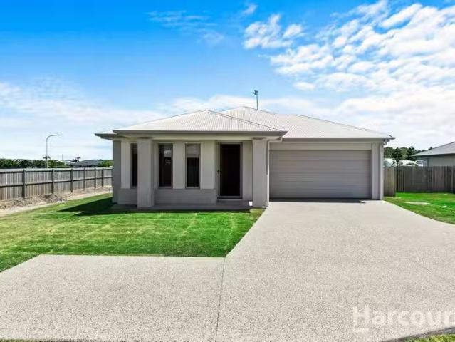 Nice 4 BR 8 Quetta Close, ELI WATERS, QLD 4655 House for Rent