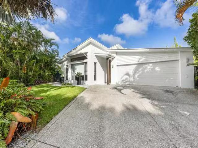 For Rent! 4 BR 8 Ridge Vista Court, Palmwoods, QLD 4555