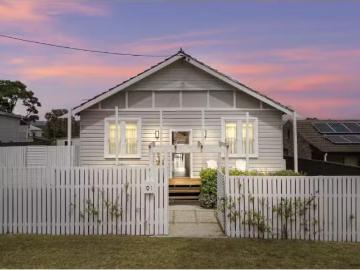 Just in! 4 BR 91 Northcote Street, Aberdare House for rent Li.