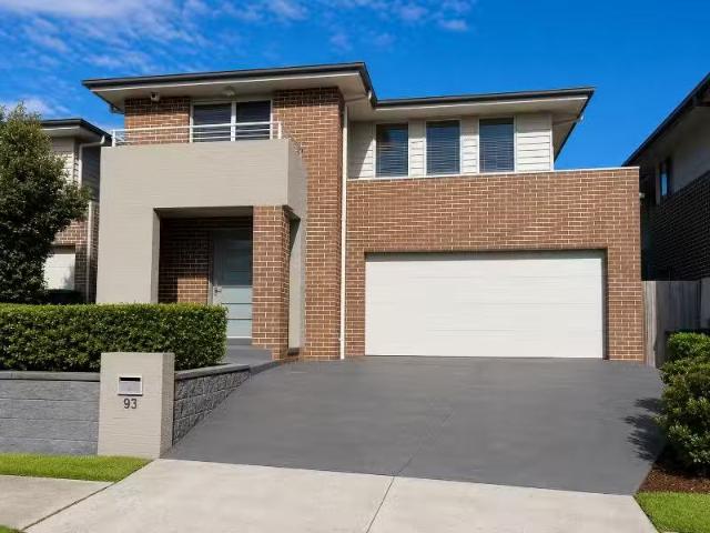 Nice 4 BR 93 Diamond Hill Cct, EDMONDSON PARK House for rent.