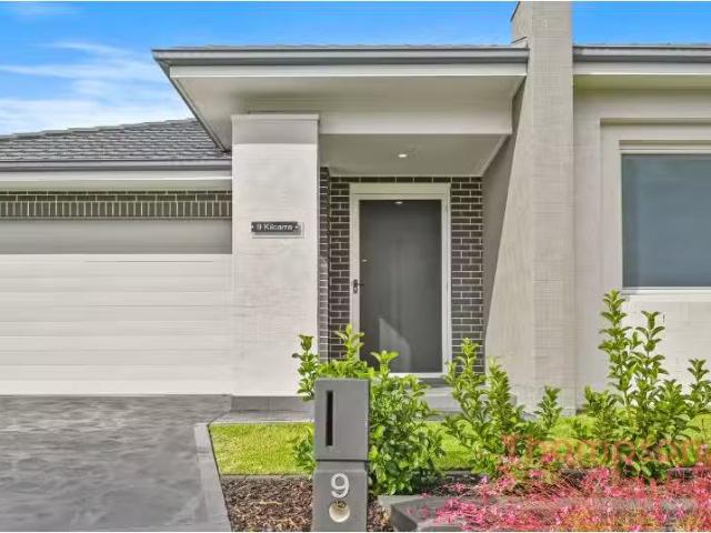 Unique 4 BR 9 Kilcarra Street, Chisholm House for rent Listed.