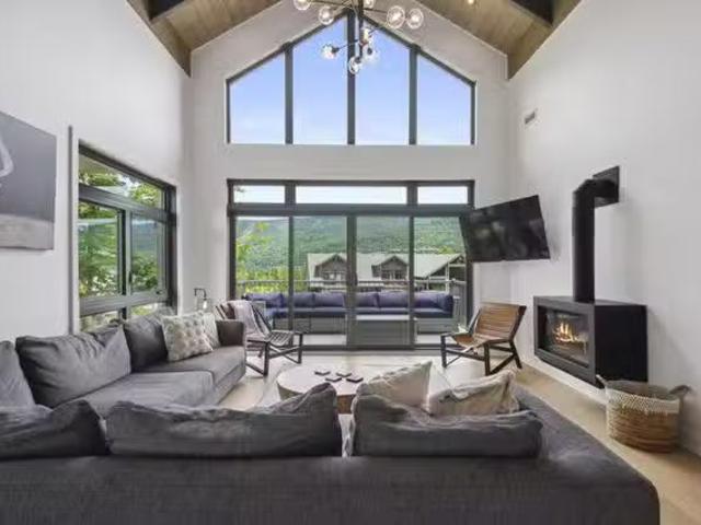 Charming 4 BR Chemin de Saint Andrews