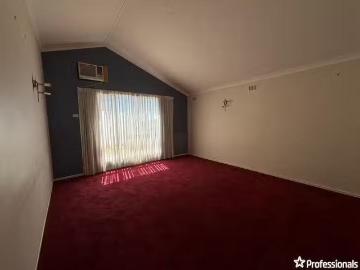 Nice 4 Keating Street, Rangeway, WA 6530
